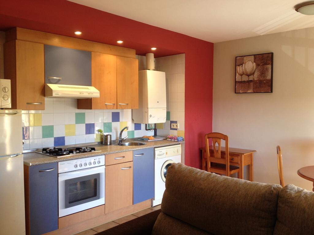 Apartamentos Residencial Fornocal Alquézar Quarto foto